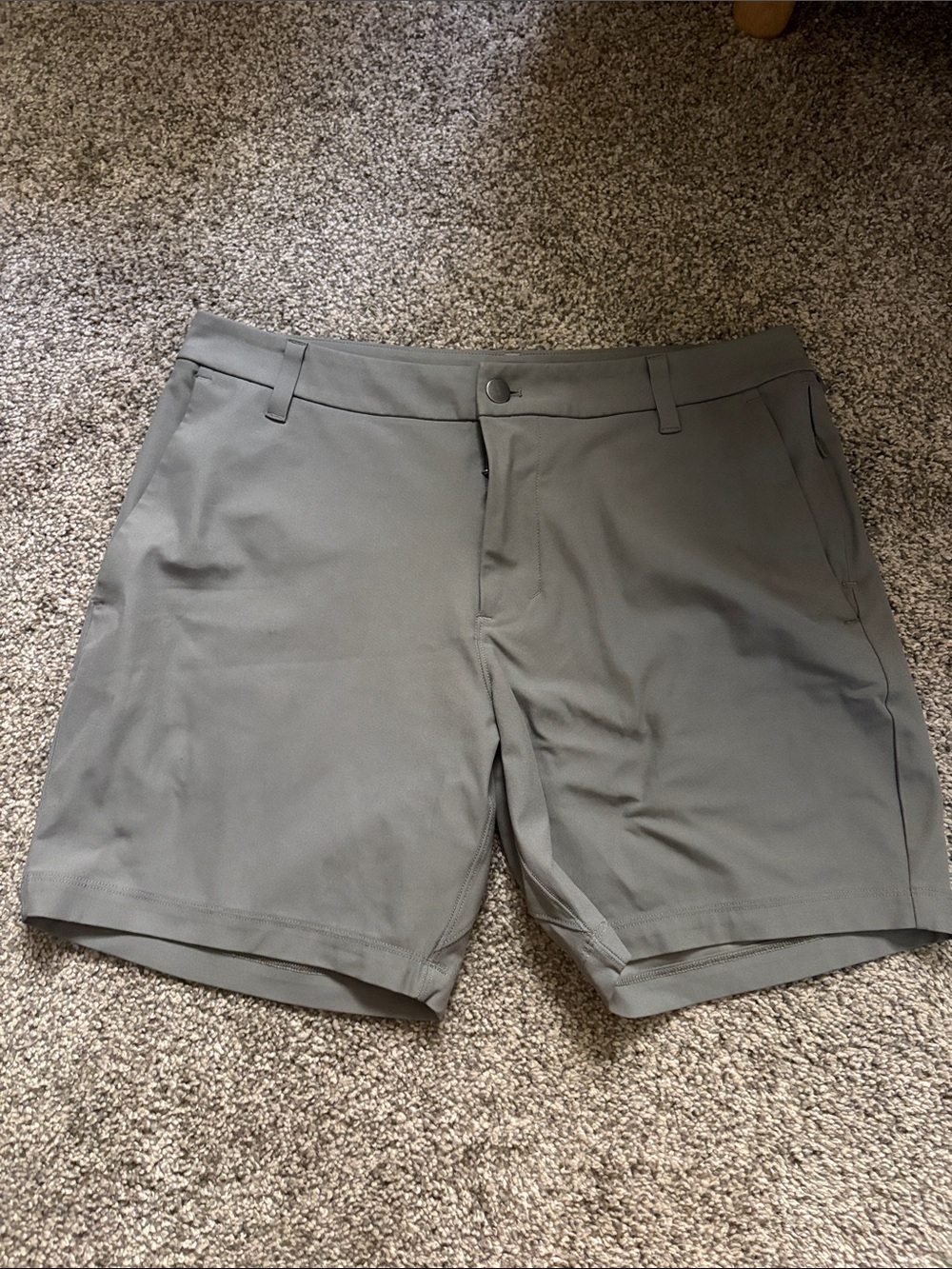 lululemon athletica Men's Hybrid Shorts in Gray